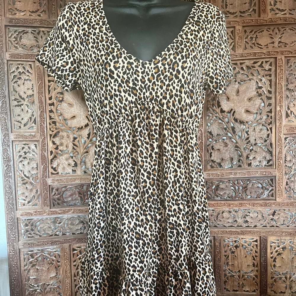 Leopard Dress 🐆 - Picture 3 of 3